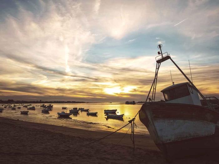 Sanlúcar, a 500 metros de la playa