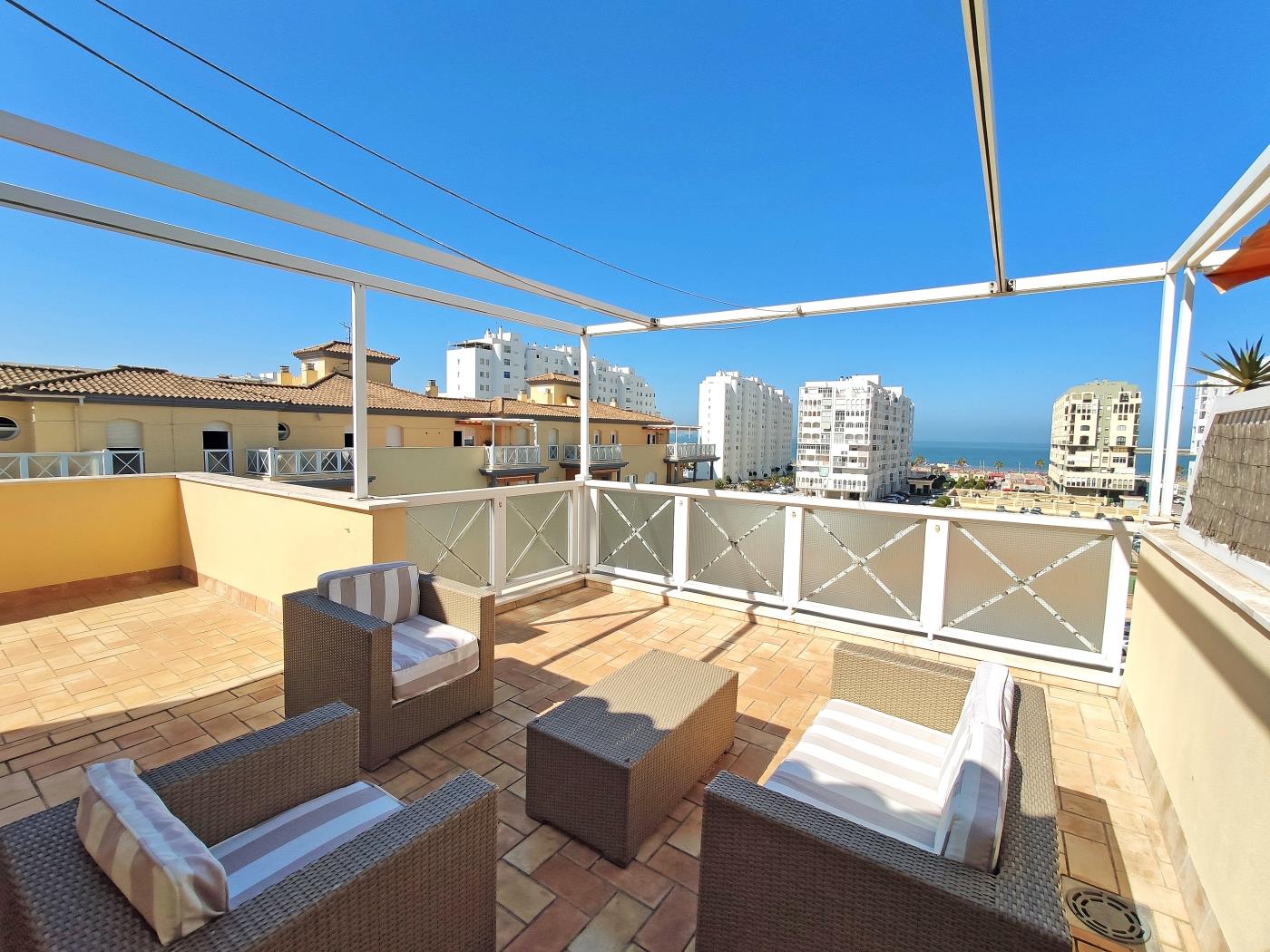 Valdelagrana Beach Penthouse