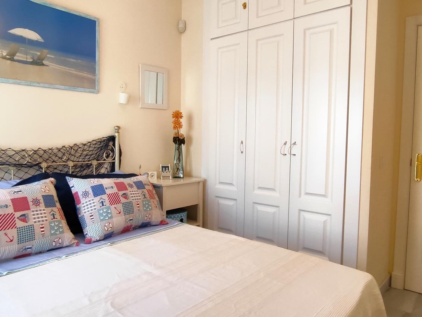 Holiday apartment with pool and air conditioning