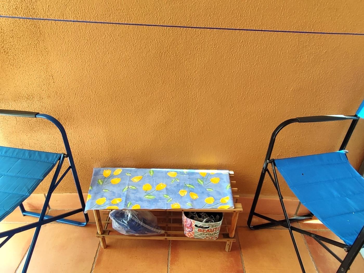 Holiday apartment with pool and air conditioning