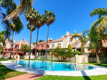 Espectacular casa con piscina