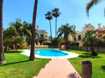 Espectacular casa con piscina
