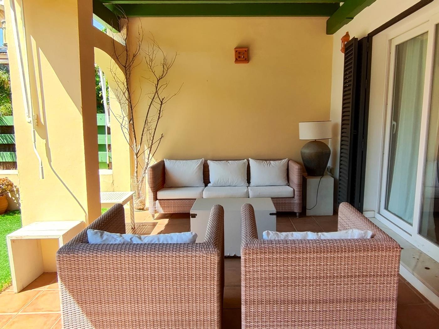 Espectacular casa con piscina