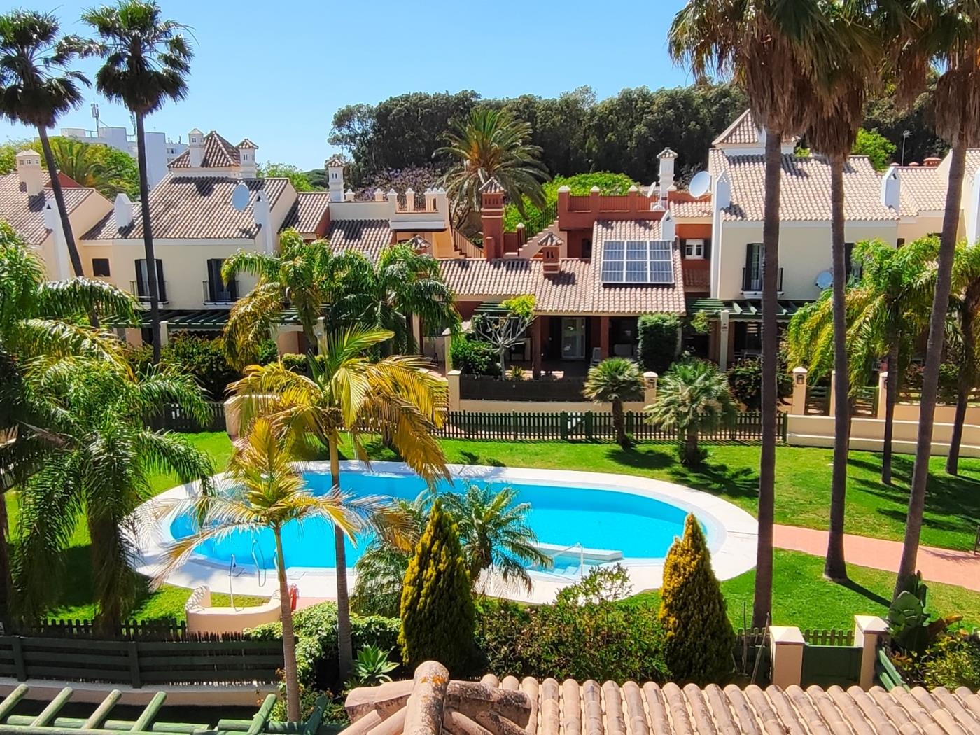 Espectacular casa con piscina